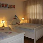Haus Deichbrise Σπίτι διακοπών Niebüll